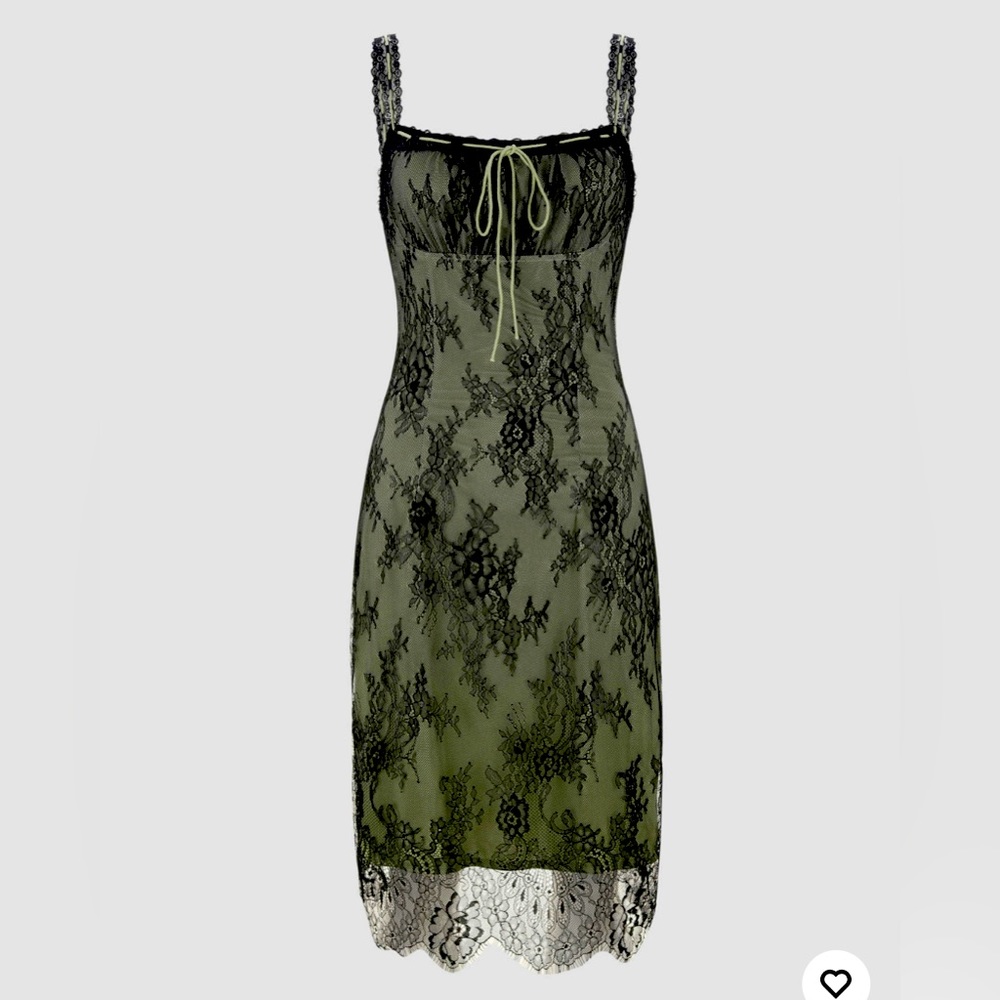 Gillian Owens Green Dress